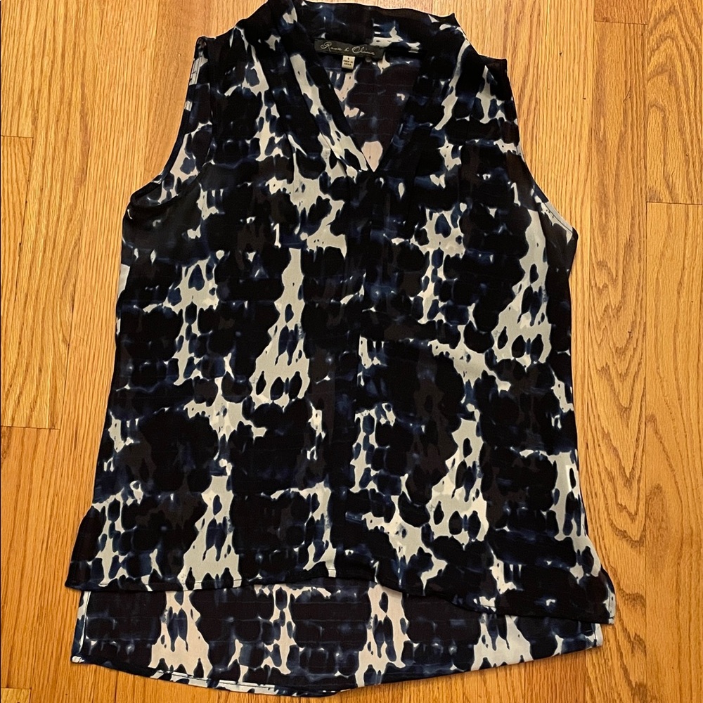 Rose & Olive Navy and White Sleeveless Blouse
